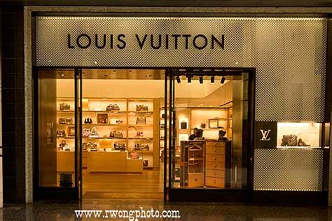 louis vuitton fort de france|where to buy louis vuitton.